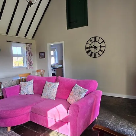 Holly 3 Bedroom
